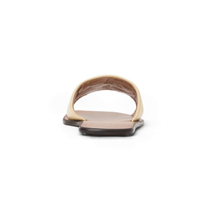 Bruno Magli Aqua Butter Tumbled